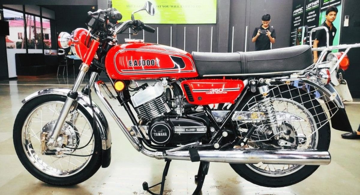 _New Rajdoot 350 Bike